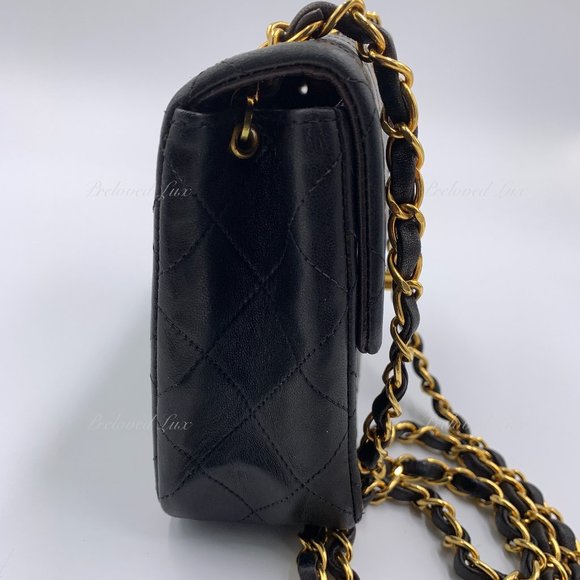 Authentic CHANEL Classic Lambskin Chain Mini Square Flap Bag black in Gold Hardw - Picture 8 of 17